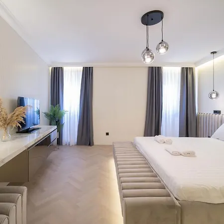 Villa Luxury Christian