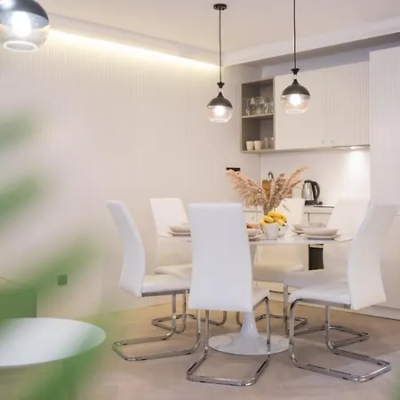 فيلة Luxury Christian *